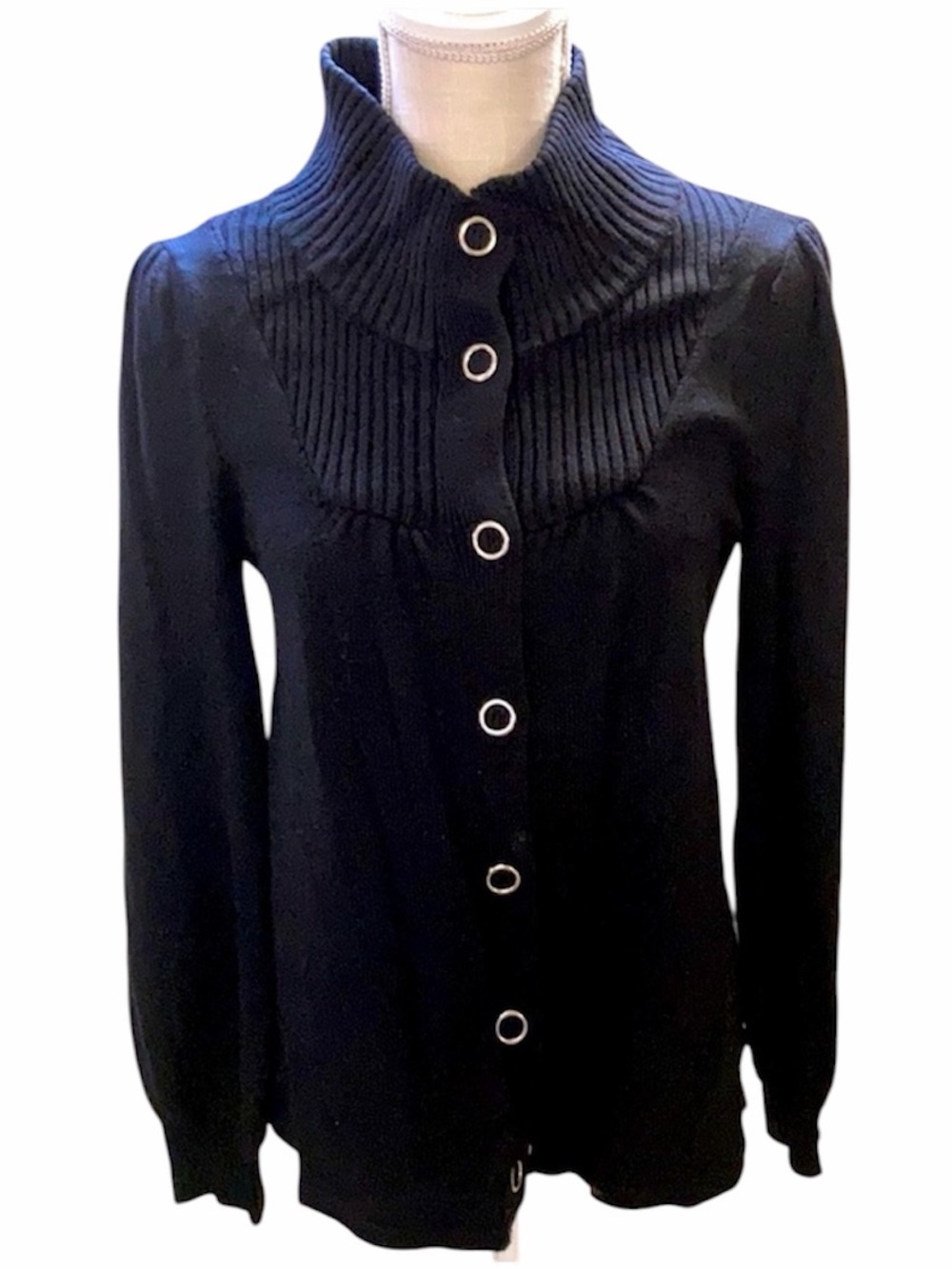 Requirements Black Large Snap Sweater